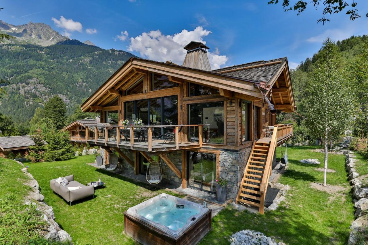 Black Squirrel Chalet Chamonix Mont Blanc